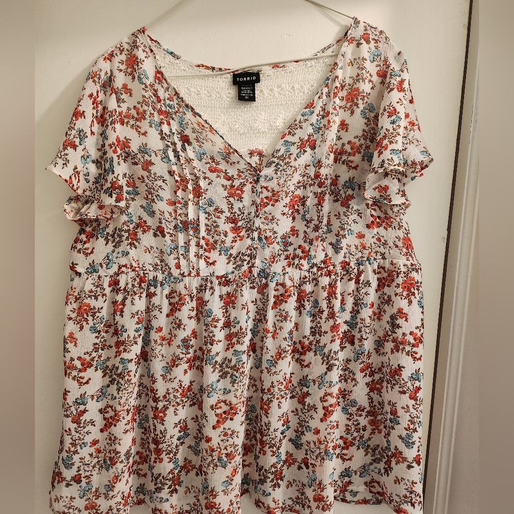Torrid Babydoll Blouse, Size 00 (m/l), Preloved